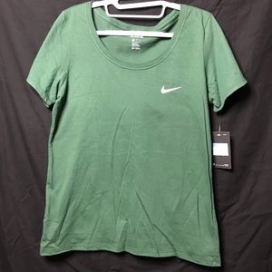 Nike T-shirt